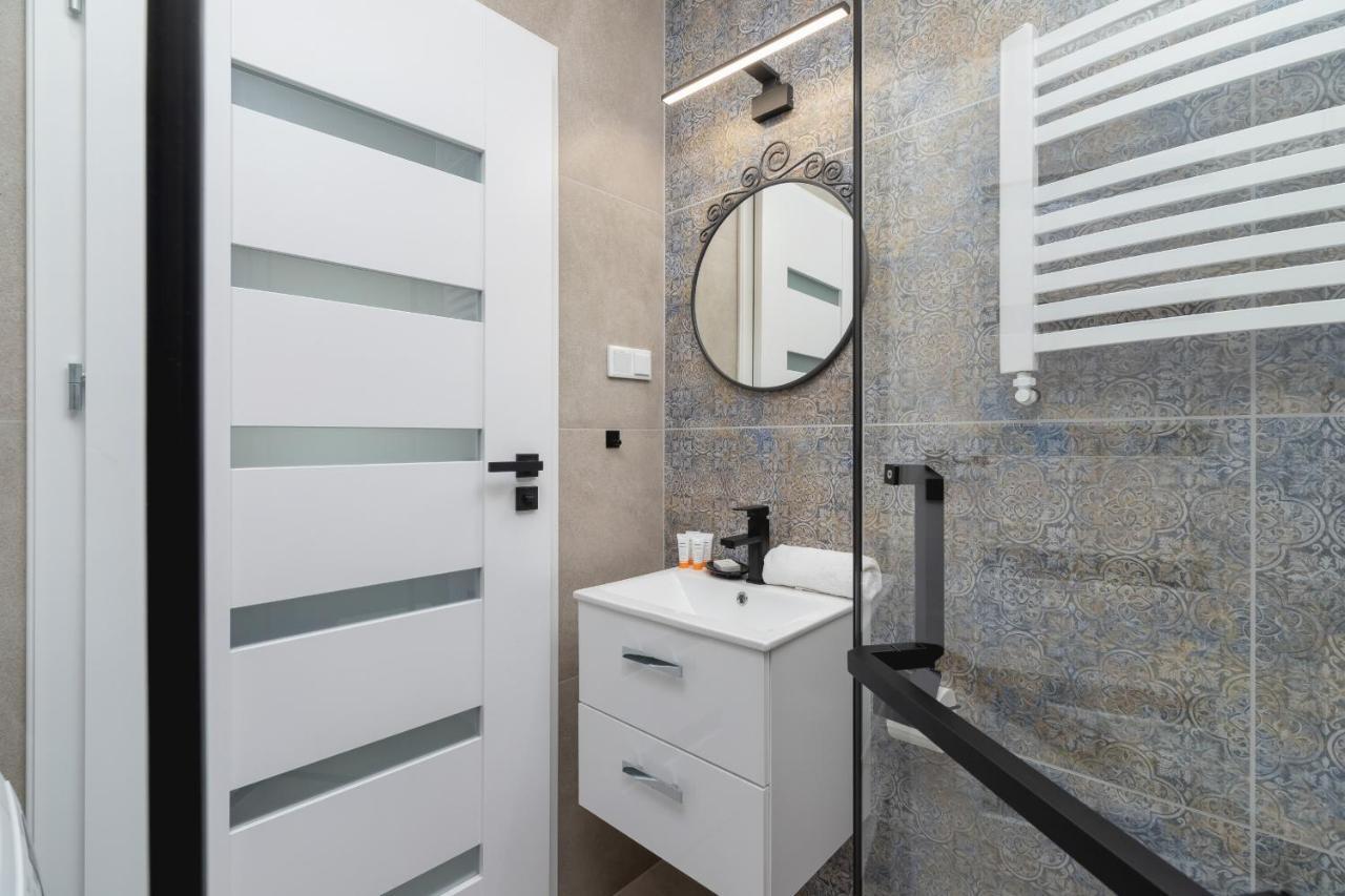 Modern Studio Cracow Rakowicka 14 By Noclegi Renters Cracovie Extérieur photo